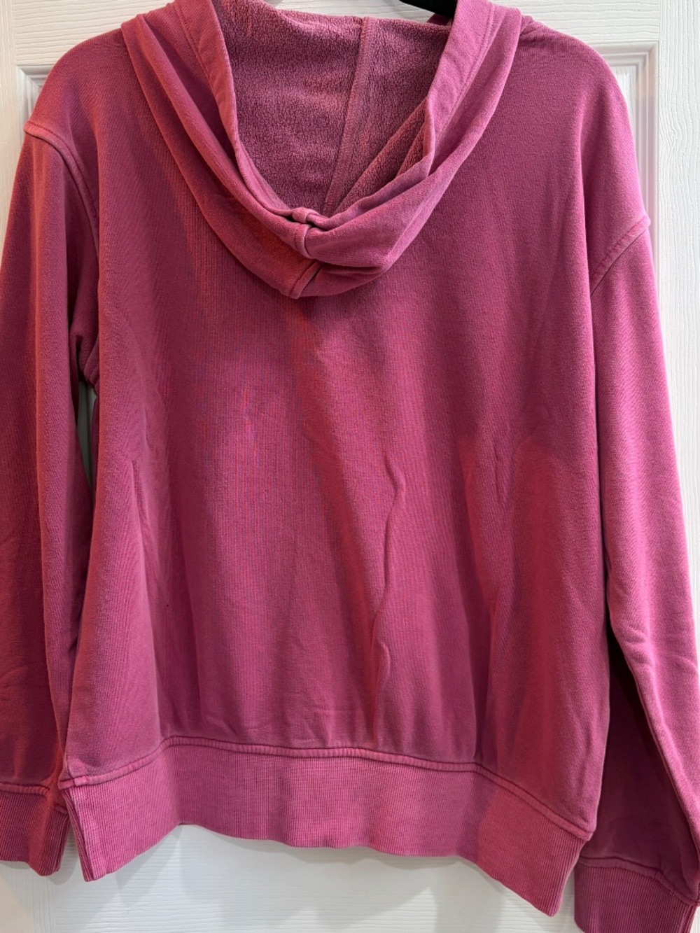 New Zenana Soft Fleece Pigment Dyed Kangaroo Pocket Pink Hoodie Women’s Small - Picture 3 of 3